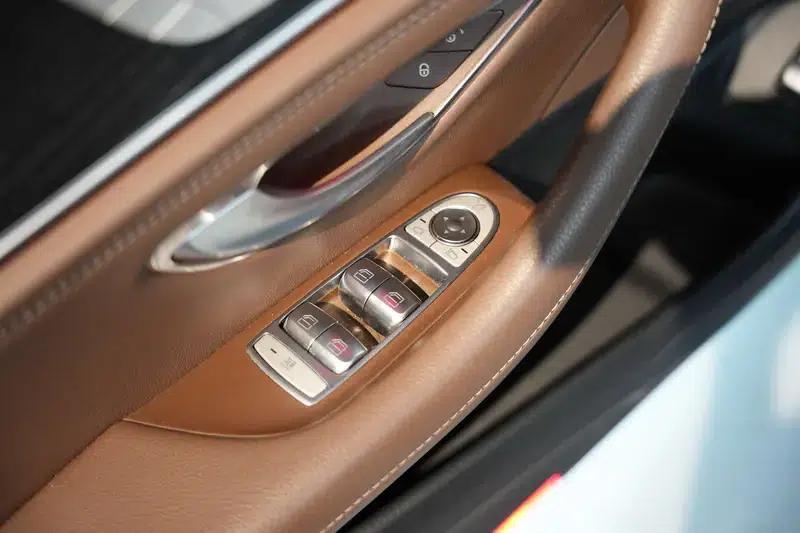 Mercedes-Benz E-Class 2020 Facelift E 300 L Sport Style — миниатюра 30