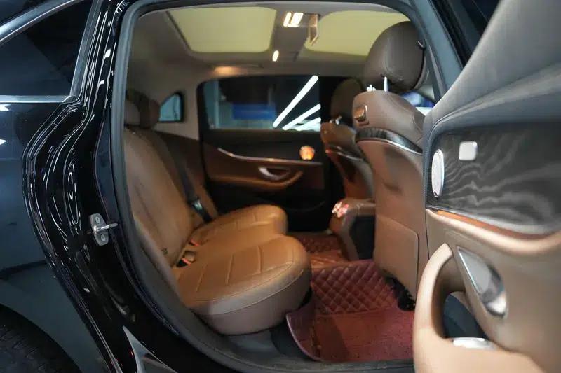Mercedes-Benz E-Class 2020 Facelift E 300 L Sport Style — миниатюра 31