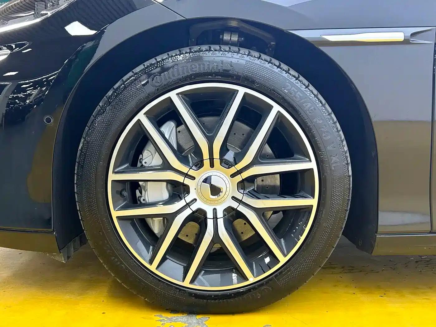 Denza Z9 2024 Model 1100km AWD Max Edition — миниатюра 10