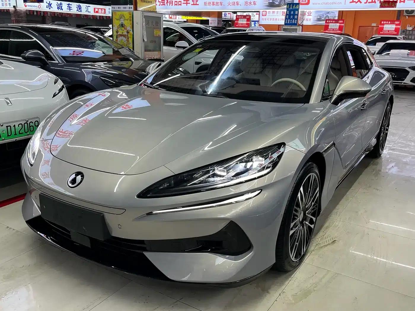 Denza Z9 GT 2024 1100 AWD Ultra Edition — миниатюра 1