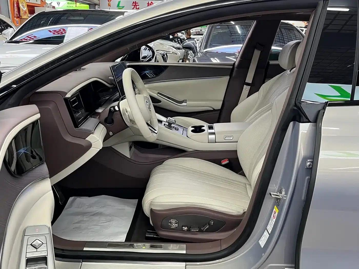 Denza Z9 GT 2024 1100 AWD Ultra Edition — миниатюра 7