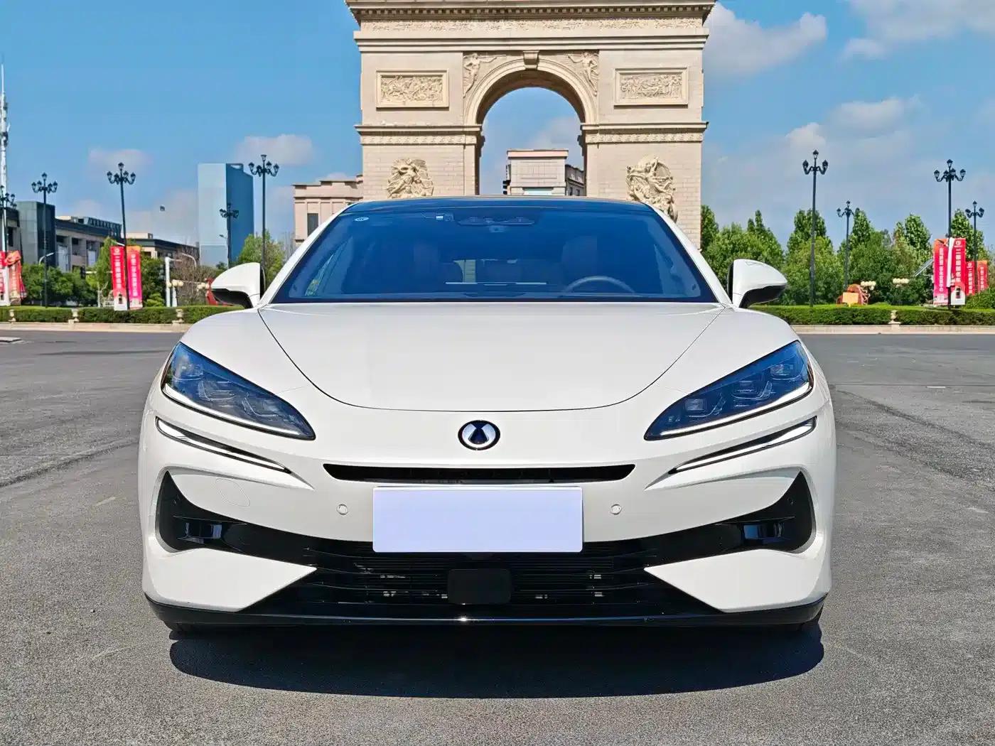 Denza Z9 GT 2024 1100 AWD Ultra Edition — миниатюра 2
