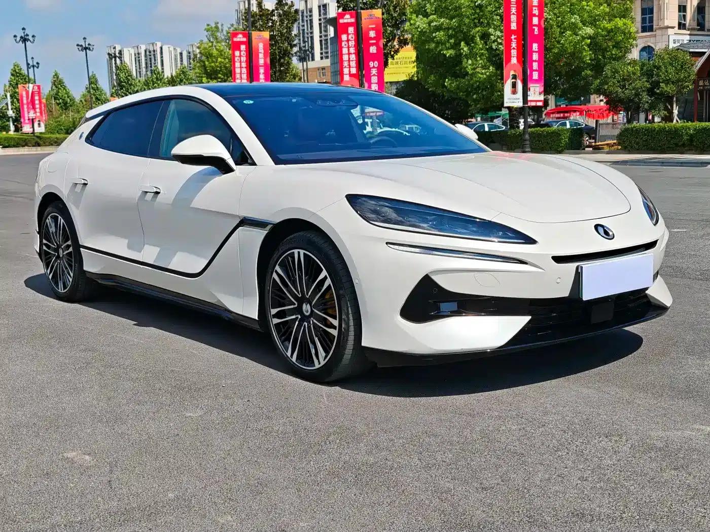 Denza Z9 GT 2024 1100 AWD Ultra Edition — миниатюра 3