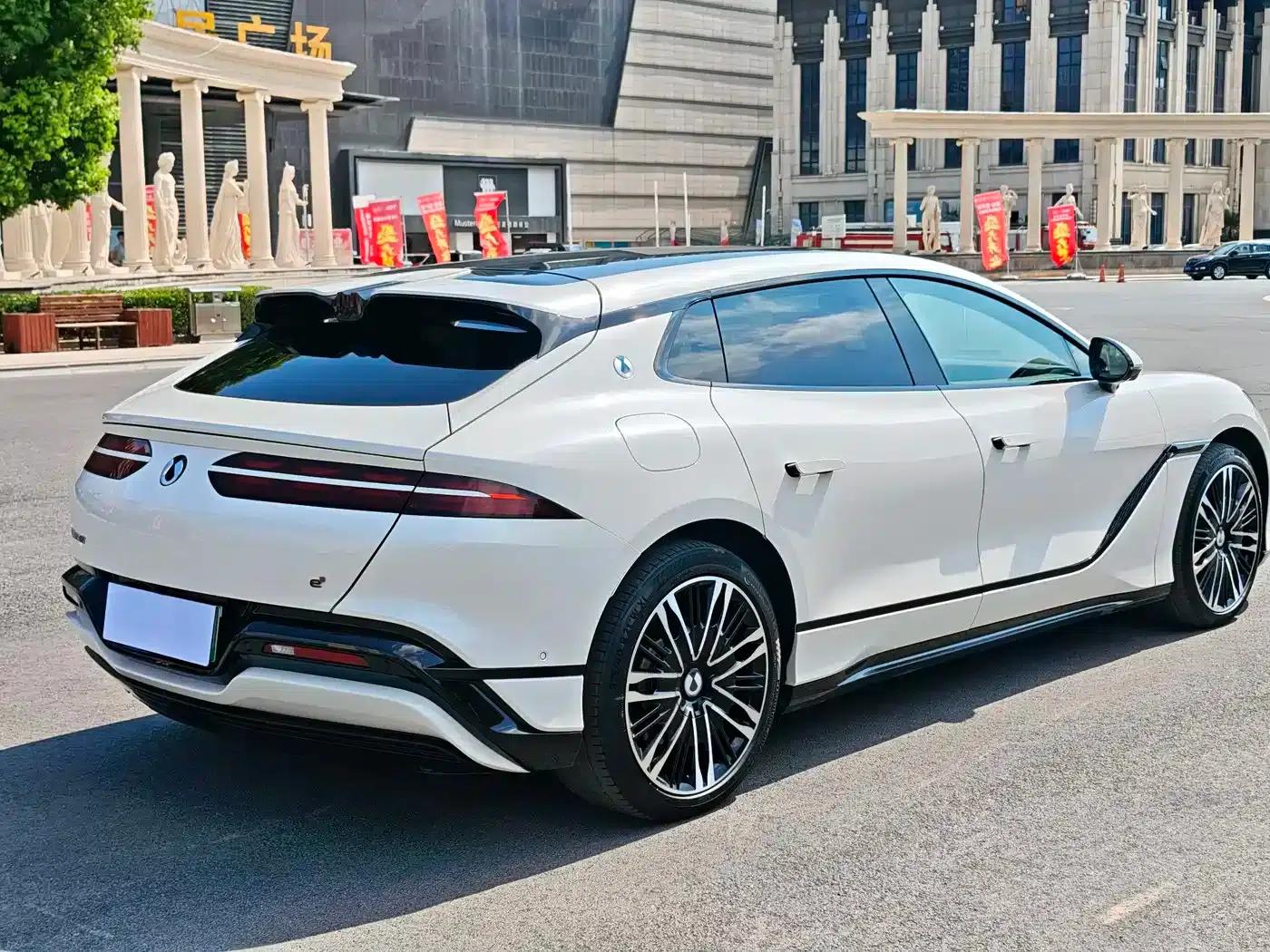 Denza Z9 GT 2024 1100 AWD Ultra Edition — миниатюра 5