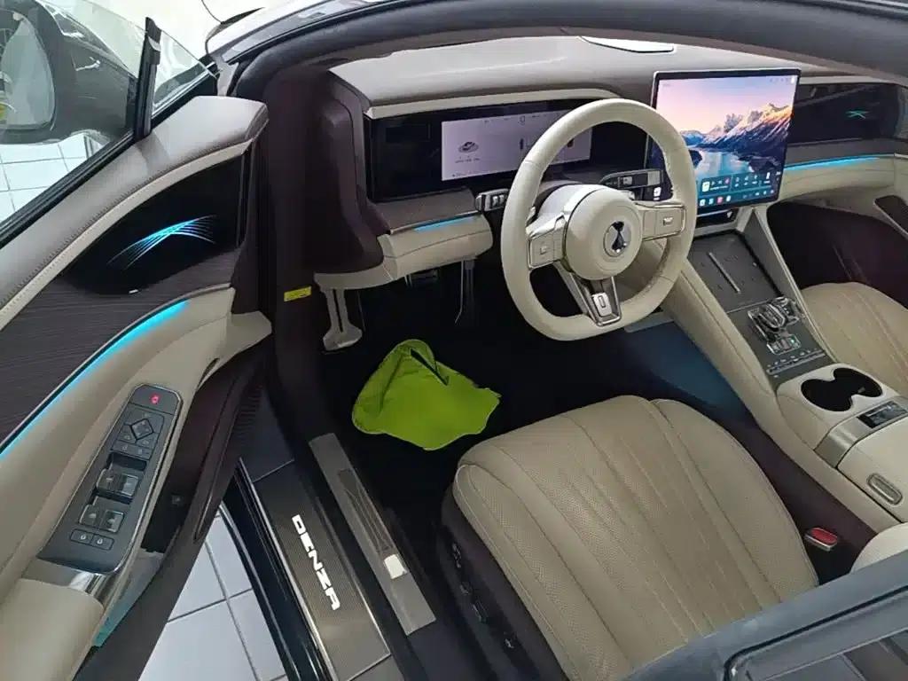 Denza Z9 GT 2024 1100 AWD Max Edition — миниатюра 16
