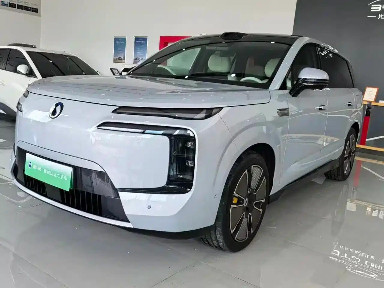 Denza N8L 2025 Flagship Edition — миниатюра 1