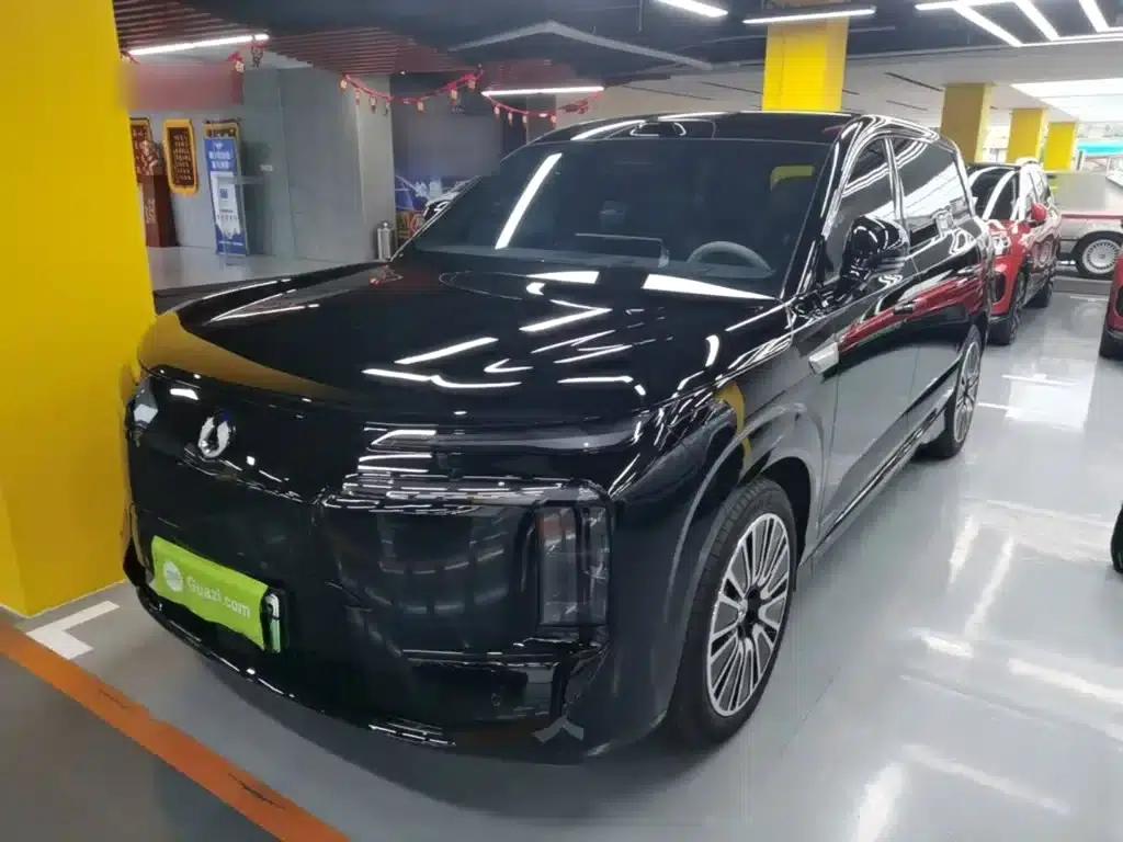 Denza N8L 2025 Flagship Edition — миниатюра 2
