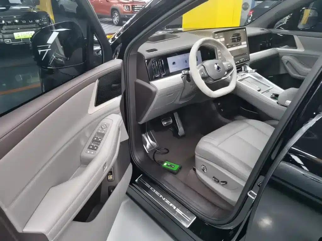 Denza N8L 2025 Flagship Edition — миниатюра 16