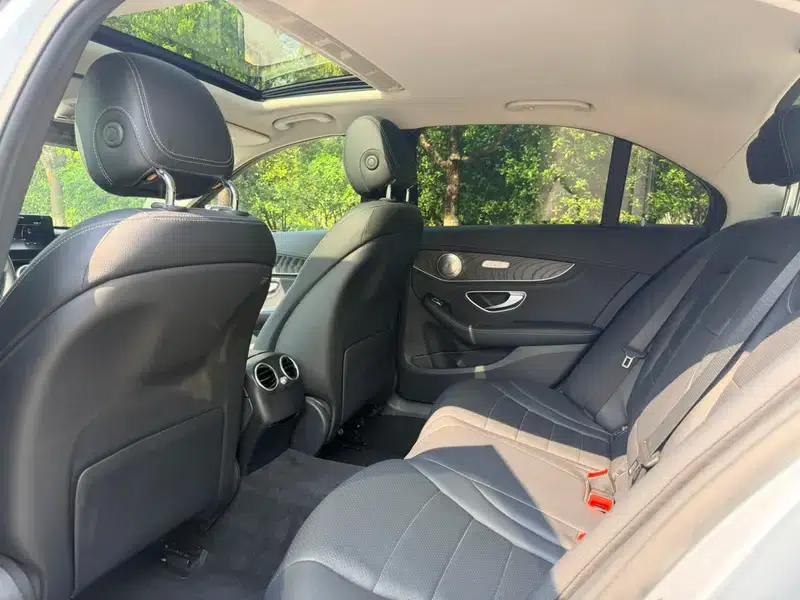 2017 Mercedes-Benz C-Class C 180 L Sport Edition — миниатюра 13