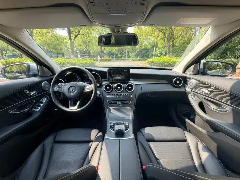 2017 Mercedes-Benz C-Class C 180 L Sport Edition — миниатюра 6