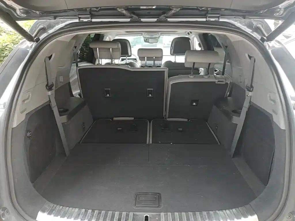 Denza N8 2023 All-Wheel Drive Super Hybrid Flagship Seven-Seat Edition — миниатюра 19