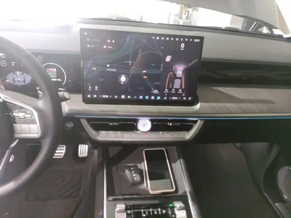 Tank 500 New Energy 2026 Hi4-T Smart Edition — миниатюра 13