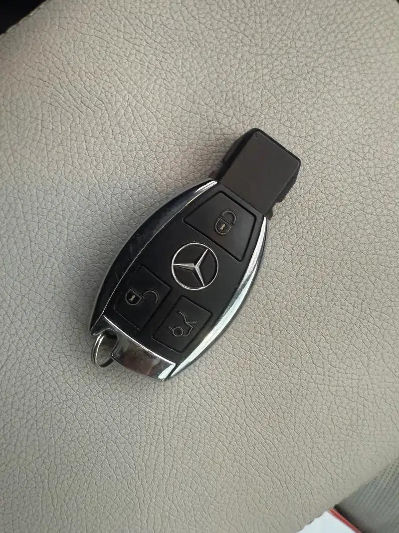 2011 Mercedes-Benz S-Class S 350 L CGI — миниатюра 11