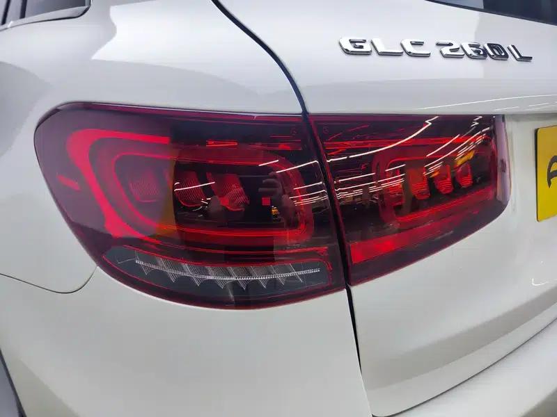 2020 Mercedes-Benz GLC 260 L 4MATIC Luxury — миниатюра 13