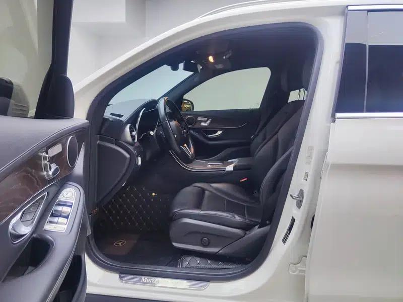 2020 Mercedes-Benz GLC 260 L 4MATIC Luxury — миниатюра 17