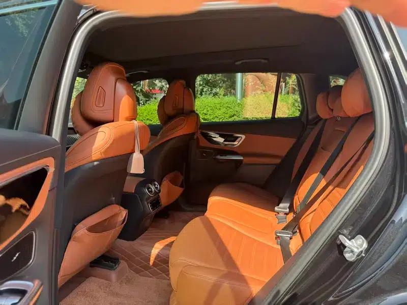 2024 Mercedes-Benz GLC 300 L 4MATIC Dynamic 5-seater — миниатюра 18