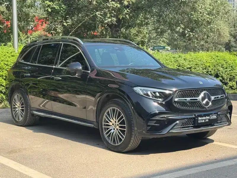 2024 Mercedes-Benz GLC 300 L 4MATIC Dynamic 5-seater — миниатюра 3