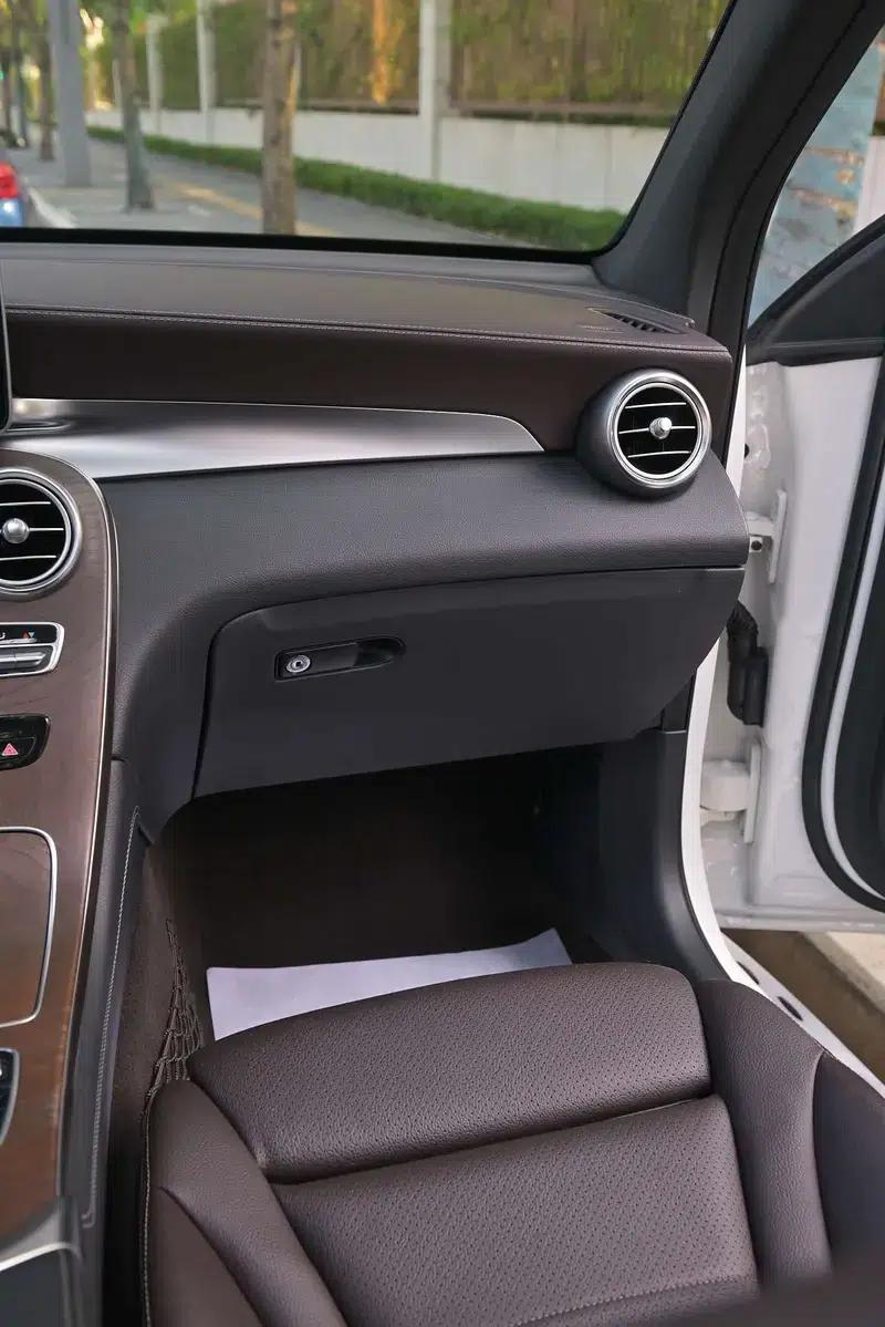 2016 Mercedes-Benz GLC 300 4MATIC Dynamic — миниатюра 15