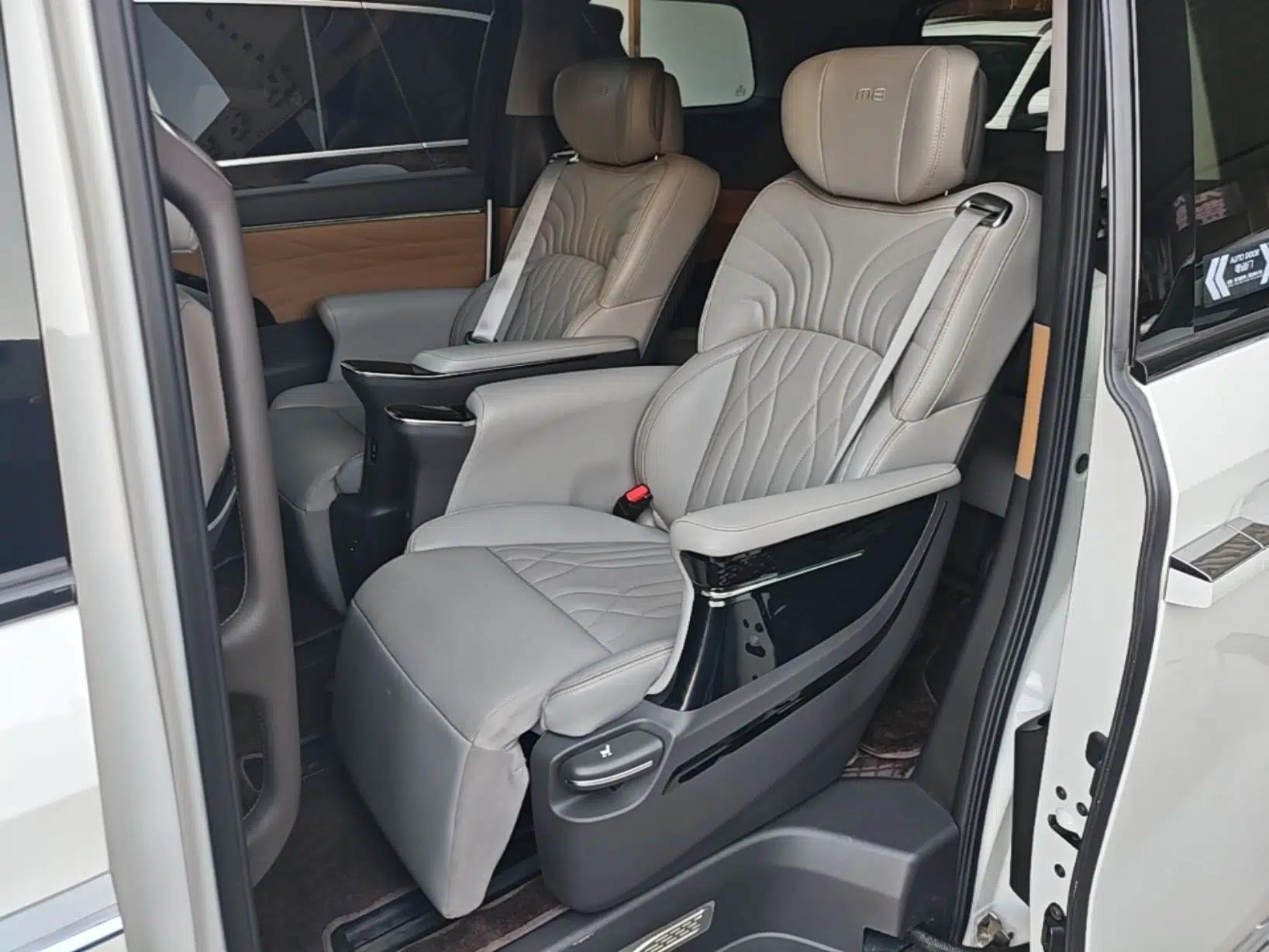 GAC Trumpchi M8 2024 Master Series 400T Ultimate Edition — миниатюра 20