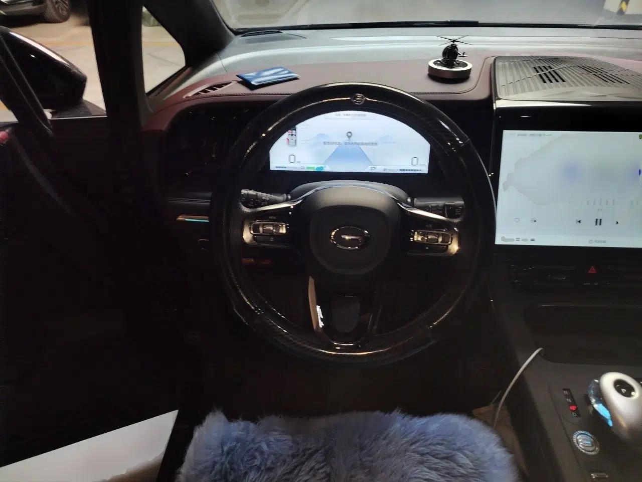GAC Trumpchi M8 2023 Zongshi Series Dual-Motor Supreme Edition — миниатюра 10