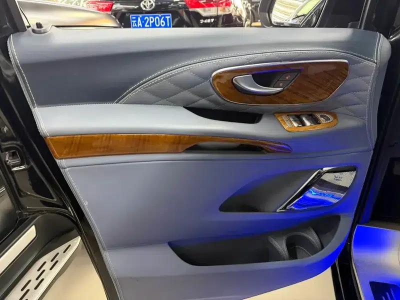 2018 Nissan Vito 2.0T Business Edition 7-seater (China VI Emission Standard) — миниатюра 6