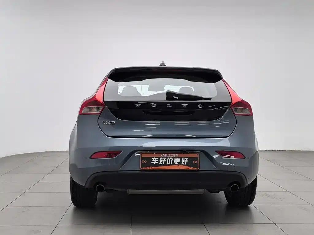 2014 Volvo V40 2.0T Smart Edition — миниатюра 4
