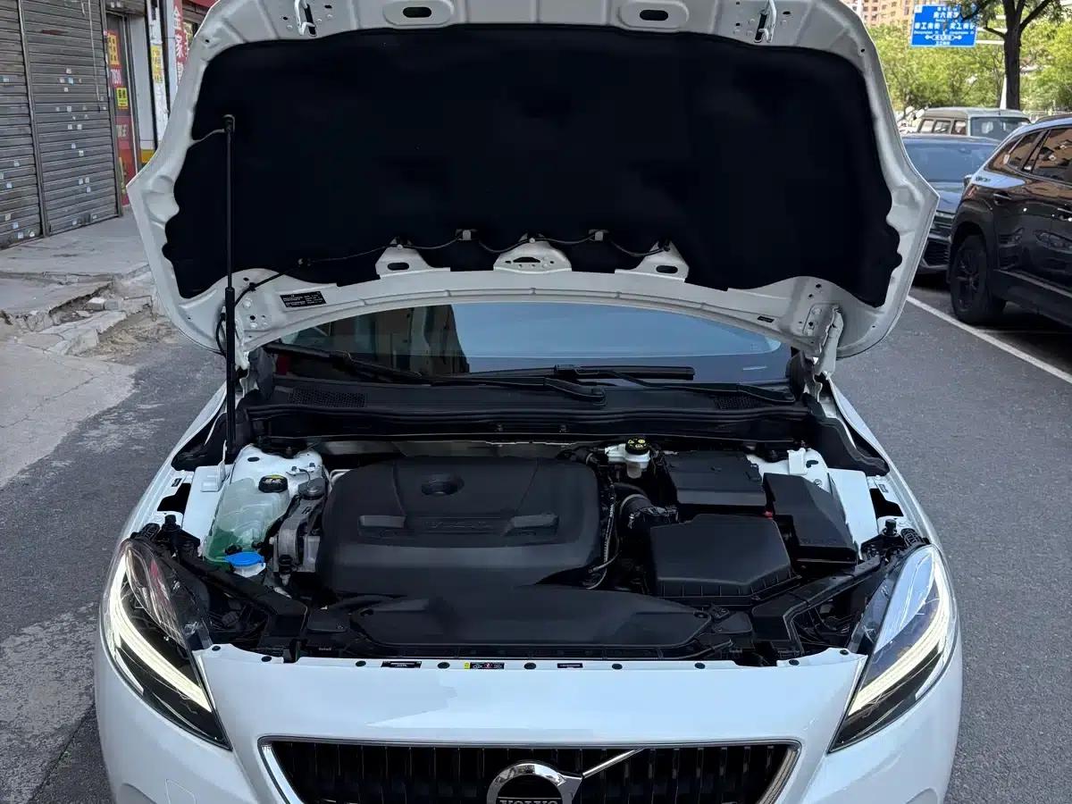2018 Volvo V40 T3 Smart Edition — миниатюра 13