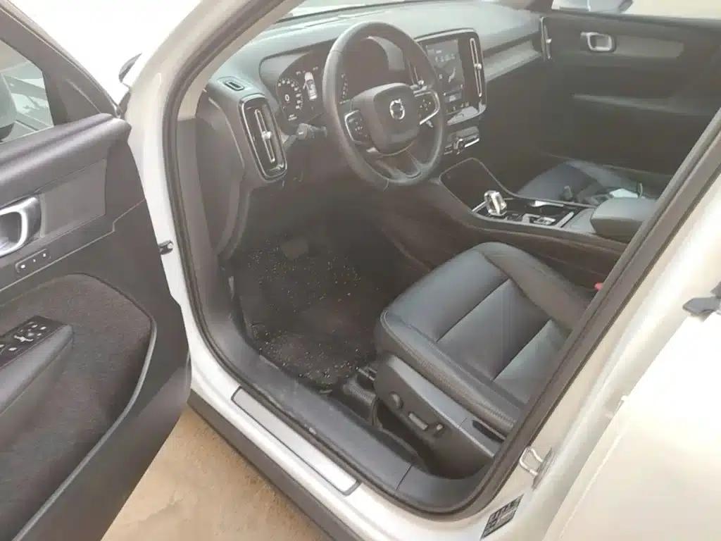 2020 Volvo XC40 T4 AWD Inscription Luxury Edition — миниатюра 15