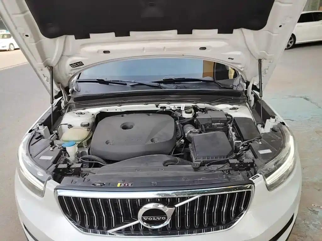2020 Volvo XC40 T4 AWD Inscription Luxury Edition — миниатюра 20
