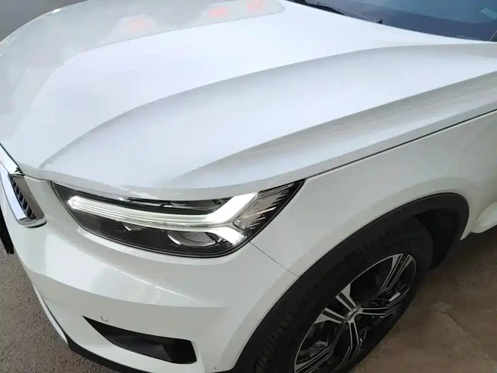 2020 Volvo XC40 T4 AWD Inscription Luxury Edition — миниатюра 24