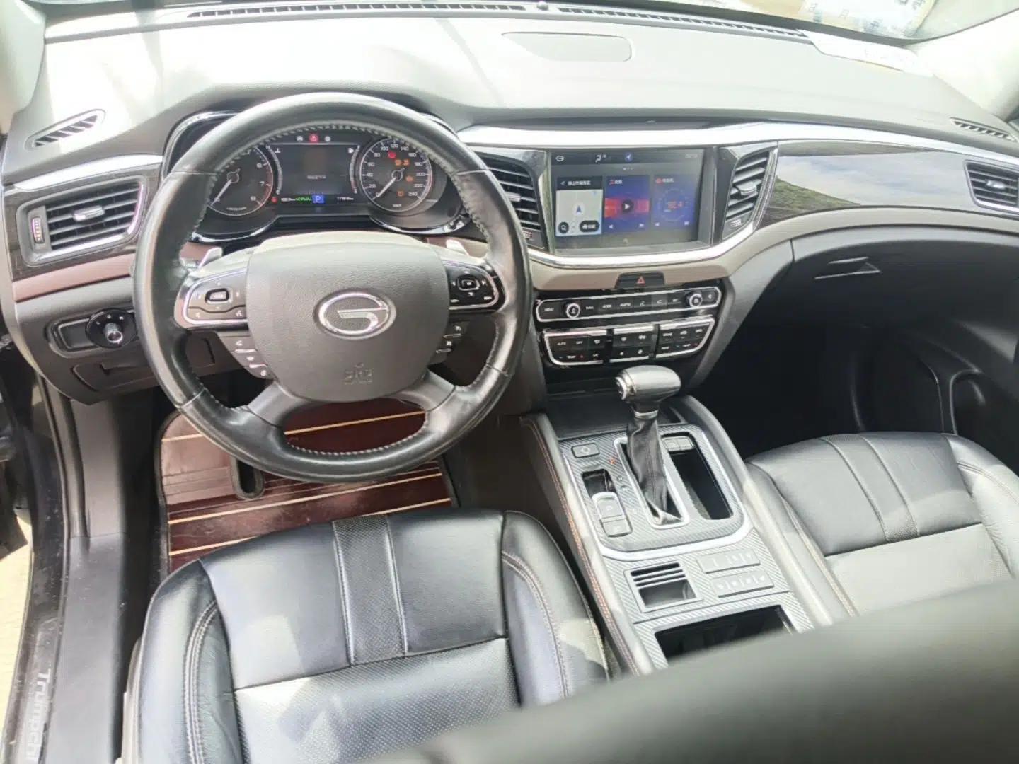 GAC Trumpchi GS8 2017 320T Two-Wheel Drive Luxury Smart Connectivity Version (7 Seats) — миниатюра 12
