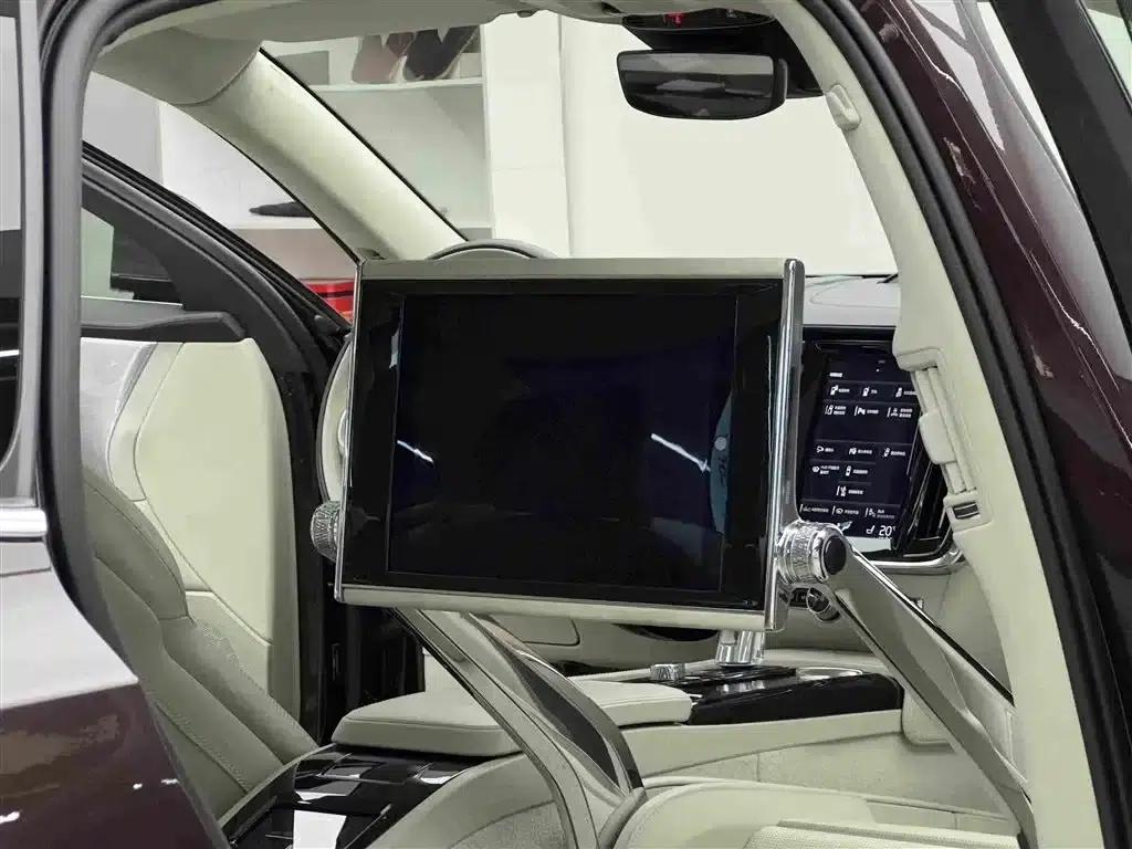 2019 Volvo S90 Plug-in Hybrid T8 E-Drive Hybrid Luxury Edition 3-seater (China V emission standard) — миниатюра 17