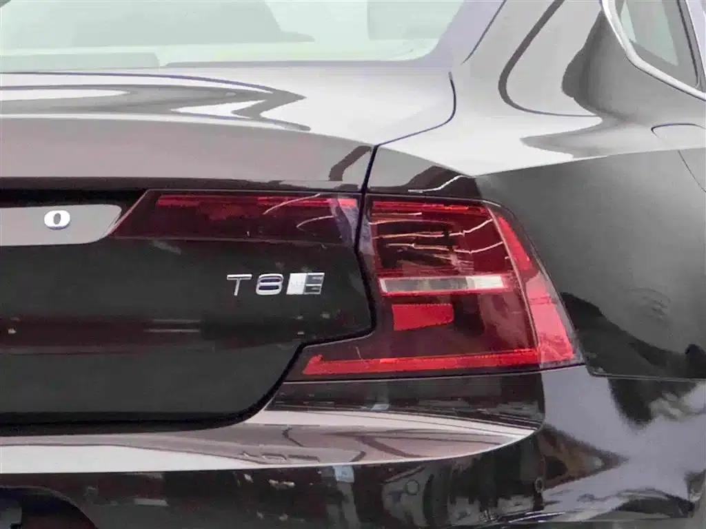 2019 Volvo S90 Plug-in Hybrid T8 E-Drive Hybrid Luxury Edition 3-seater (China V emission standard) — миниатюра 6