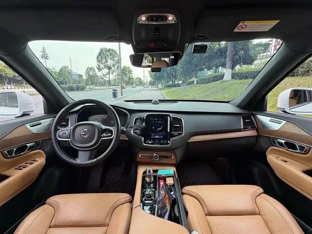 2018 Volvo XC90 Plug-in Hybrid E-Drive Hybrid T8 Inscription 7-Seater — миниатюра 13
