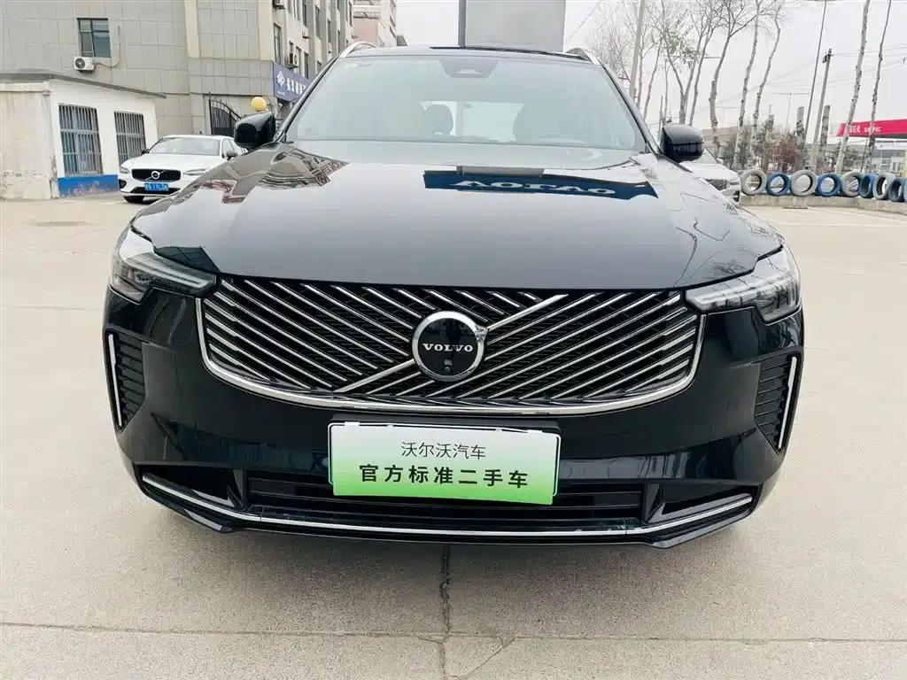 2025 Volvo XC90 Plug-in Hybrid Facelift T8 Luxury 7-Seater — миниатюра 6