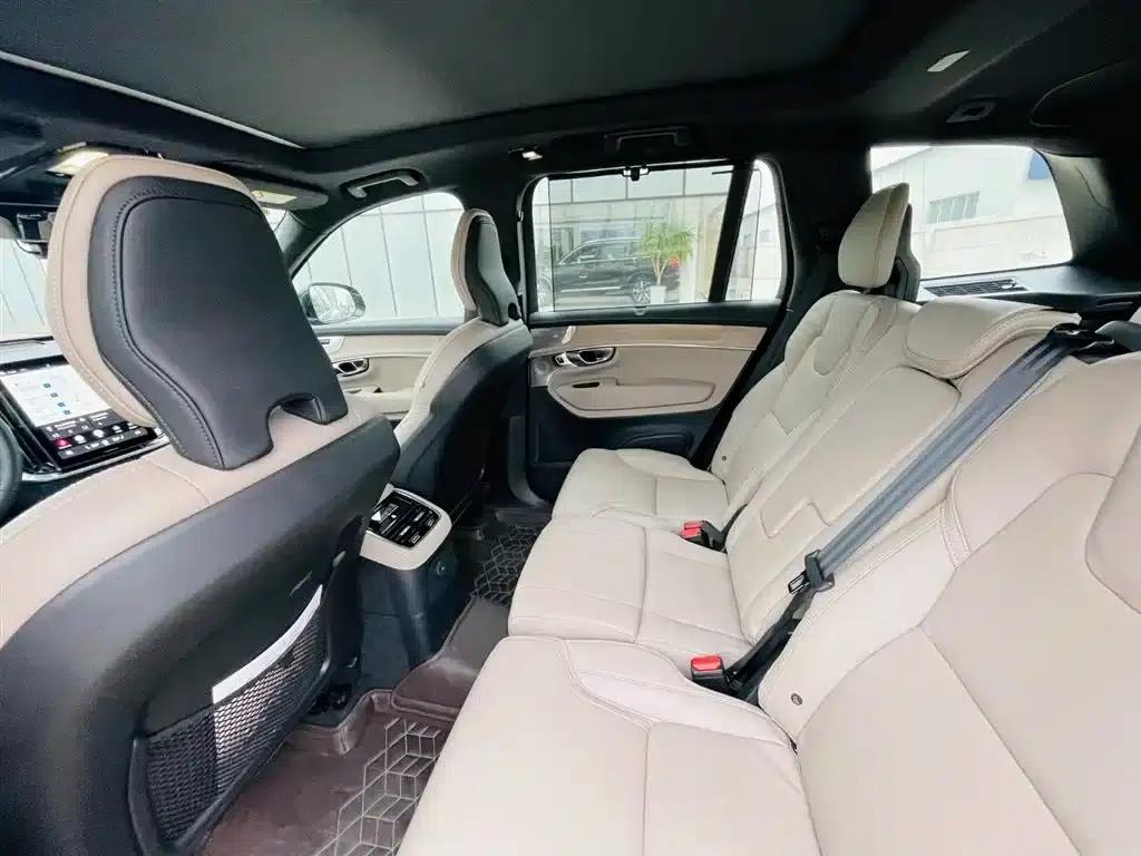 2025 Volvo XC90 Plug-in Hybrid Facelift T8 Luxury 7-Seater — миниатюра 9