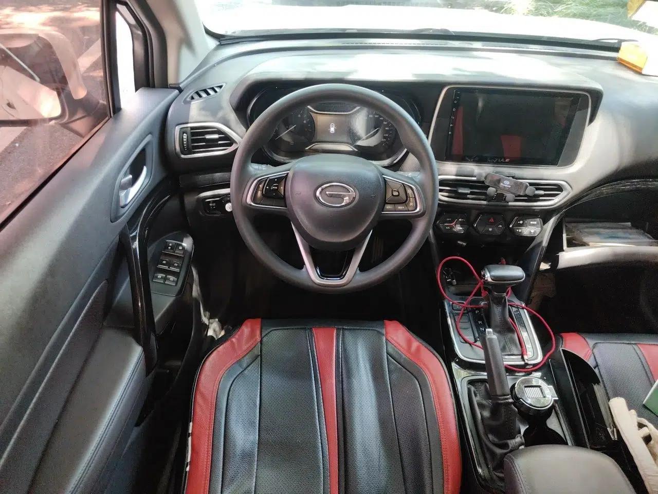 GAC Trumpchi GS4 2018 200T G-DCT Two-Wheel Drive Elite Edition — миниатюра 10