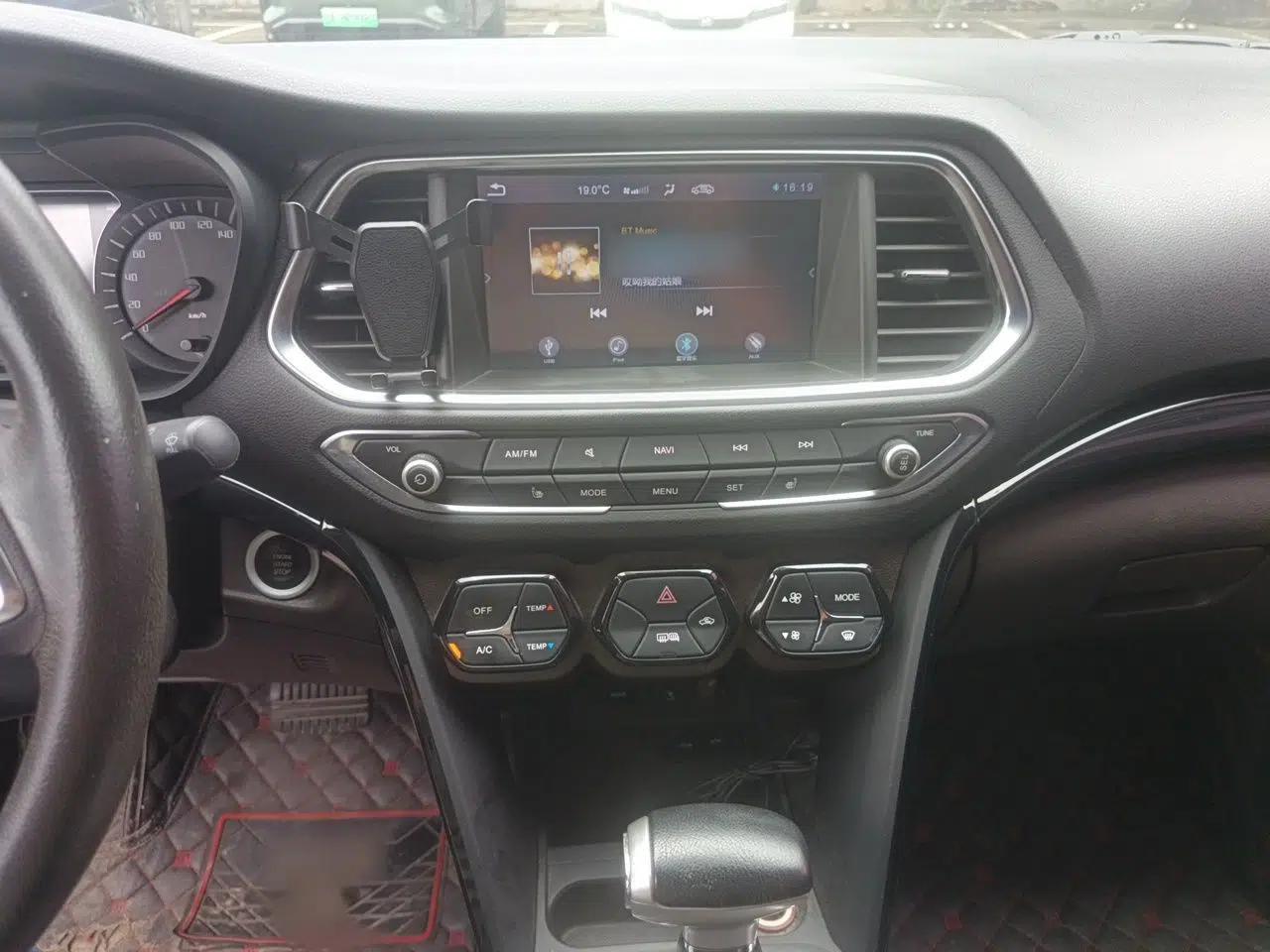 GAC Trumpchi GS4 2015 200T G-DCT Luxury Edition — миниатюра 10