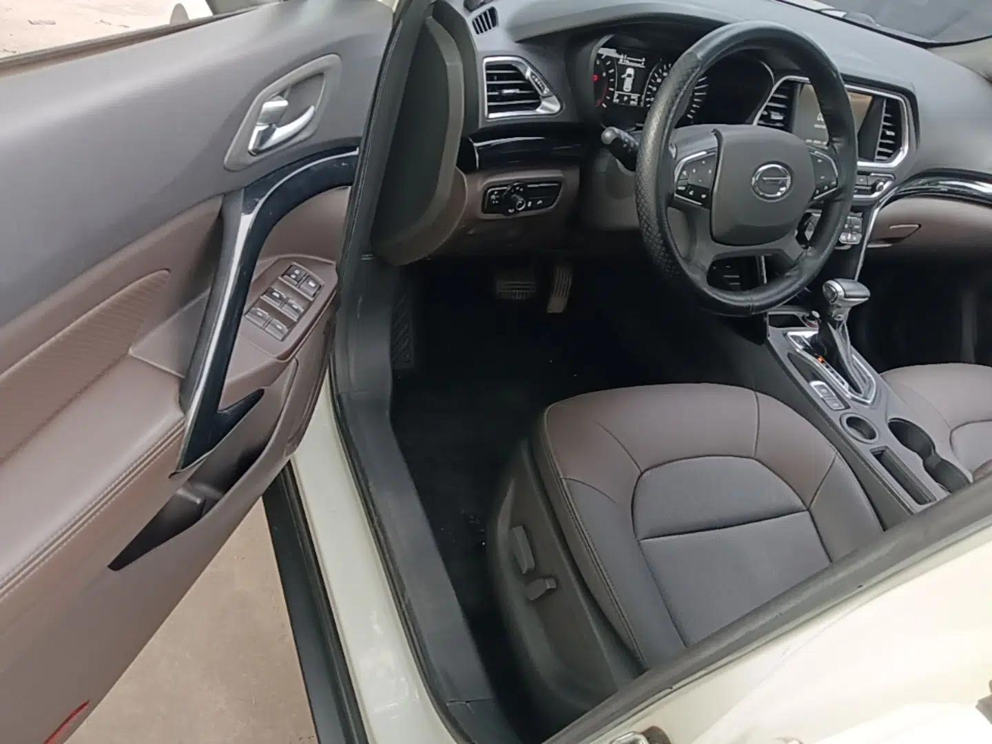 GAC Trumpchi GS4 2016 235T G-DCT Luxury Edition — миниатюра 18