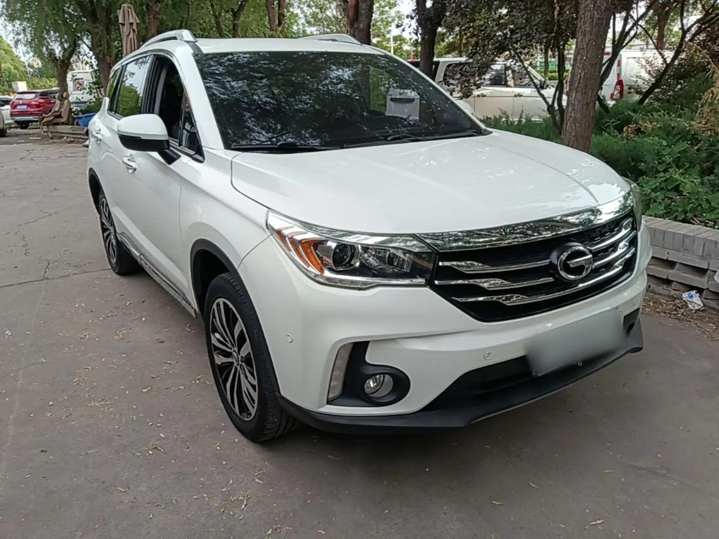 GAC Trumpchi GS4 2016 235T G-DCT Luxury Edition — миниатюра 3