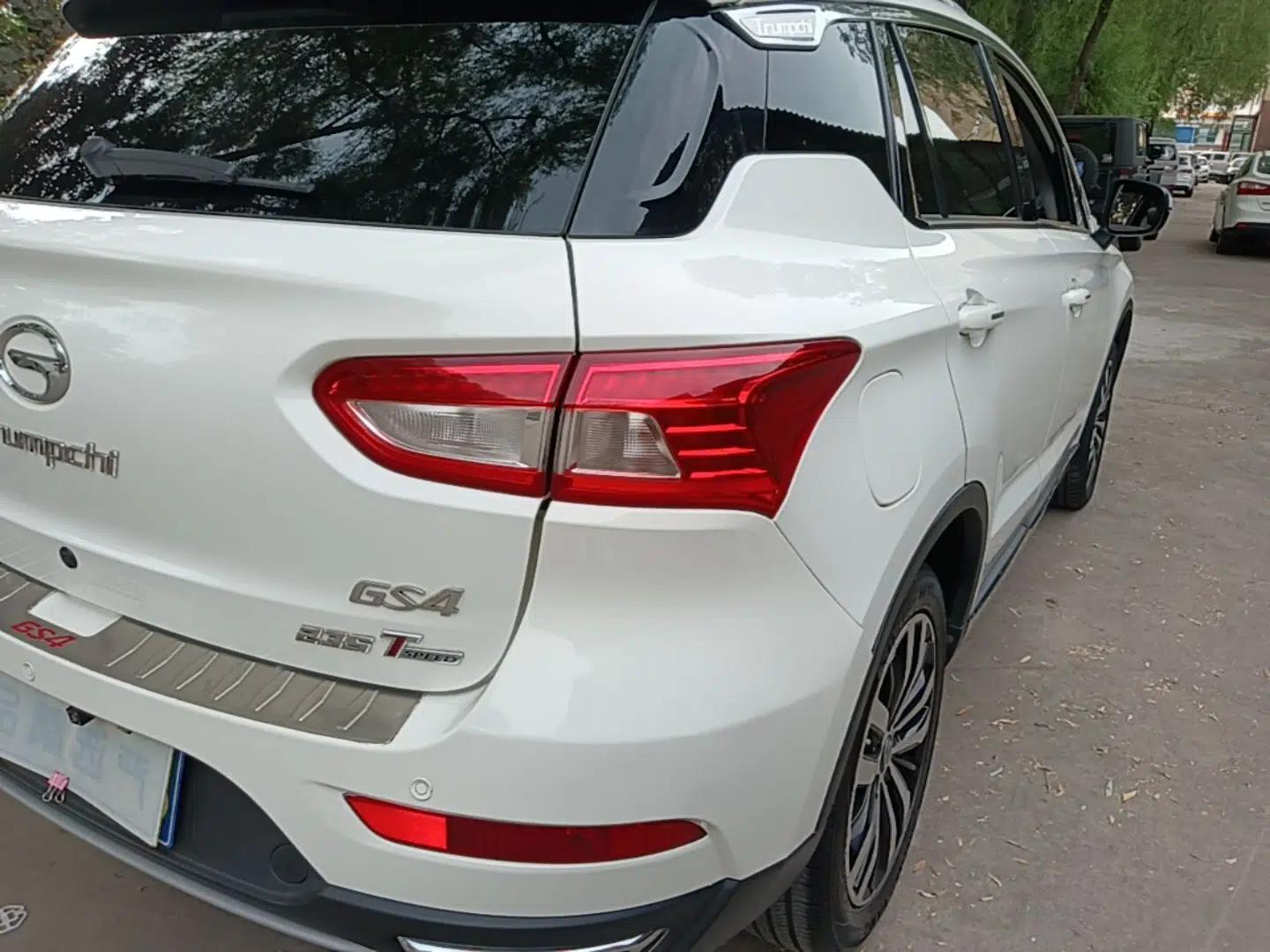 GAC Trumpchi GS4 2016 235T G-DCT Luxury Edition — миниатюра 9
