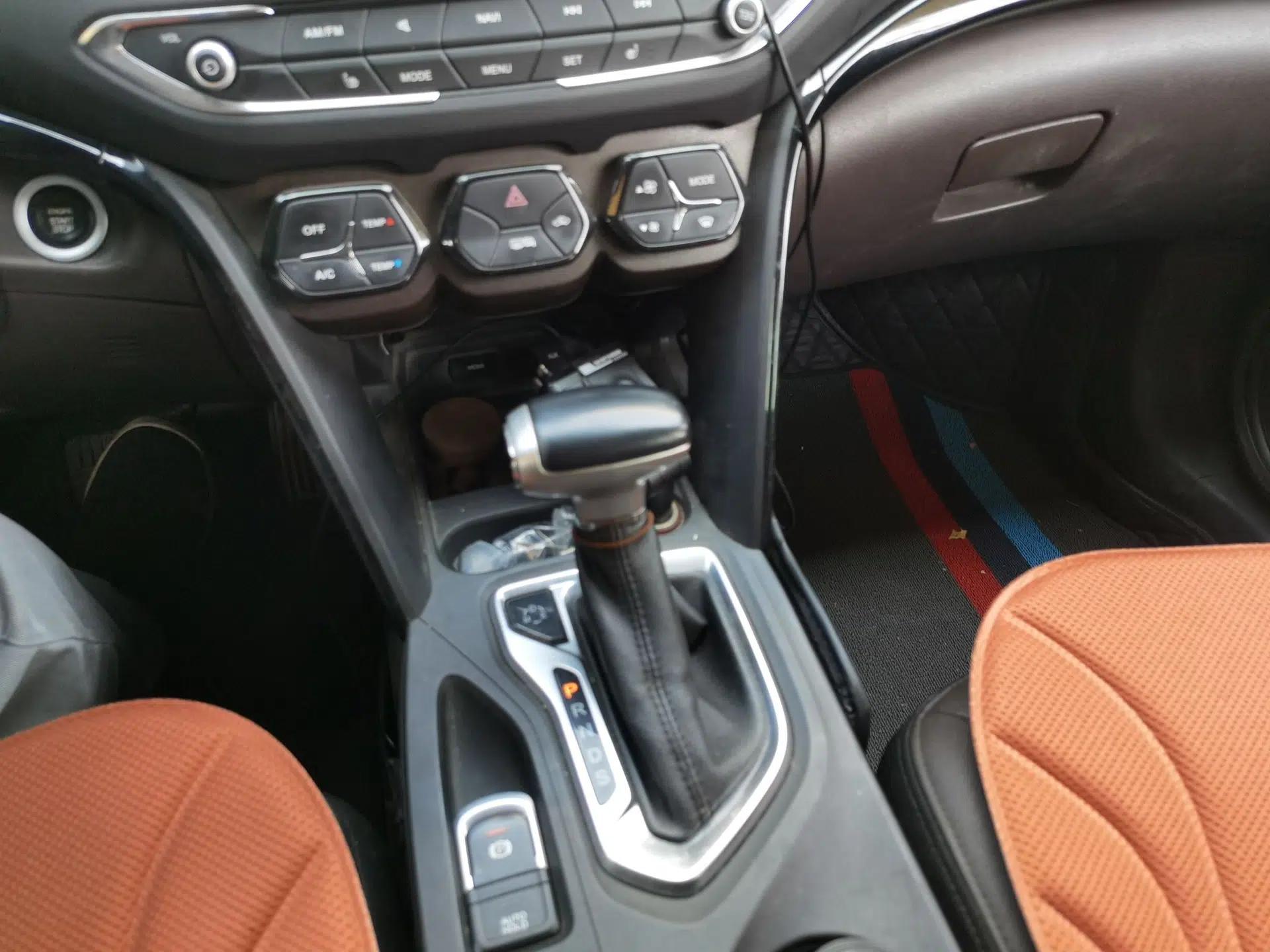 GAC Trumpchi GS4 2016 235T G-DCT Luxury Edition — миниатюра 14