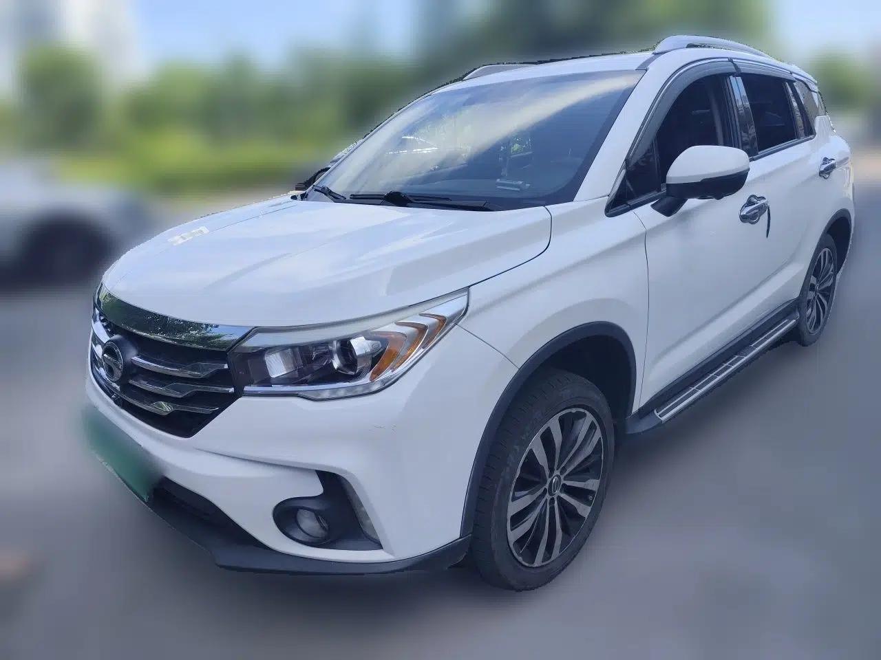 GAC Trumpchi GS4 2017 235T Automatic Two-Wheel Drive Luxury Smart Connectivity Version — миниатюра 1