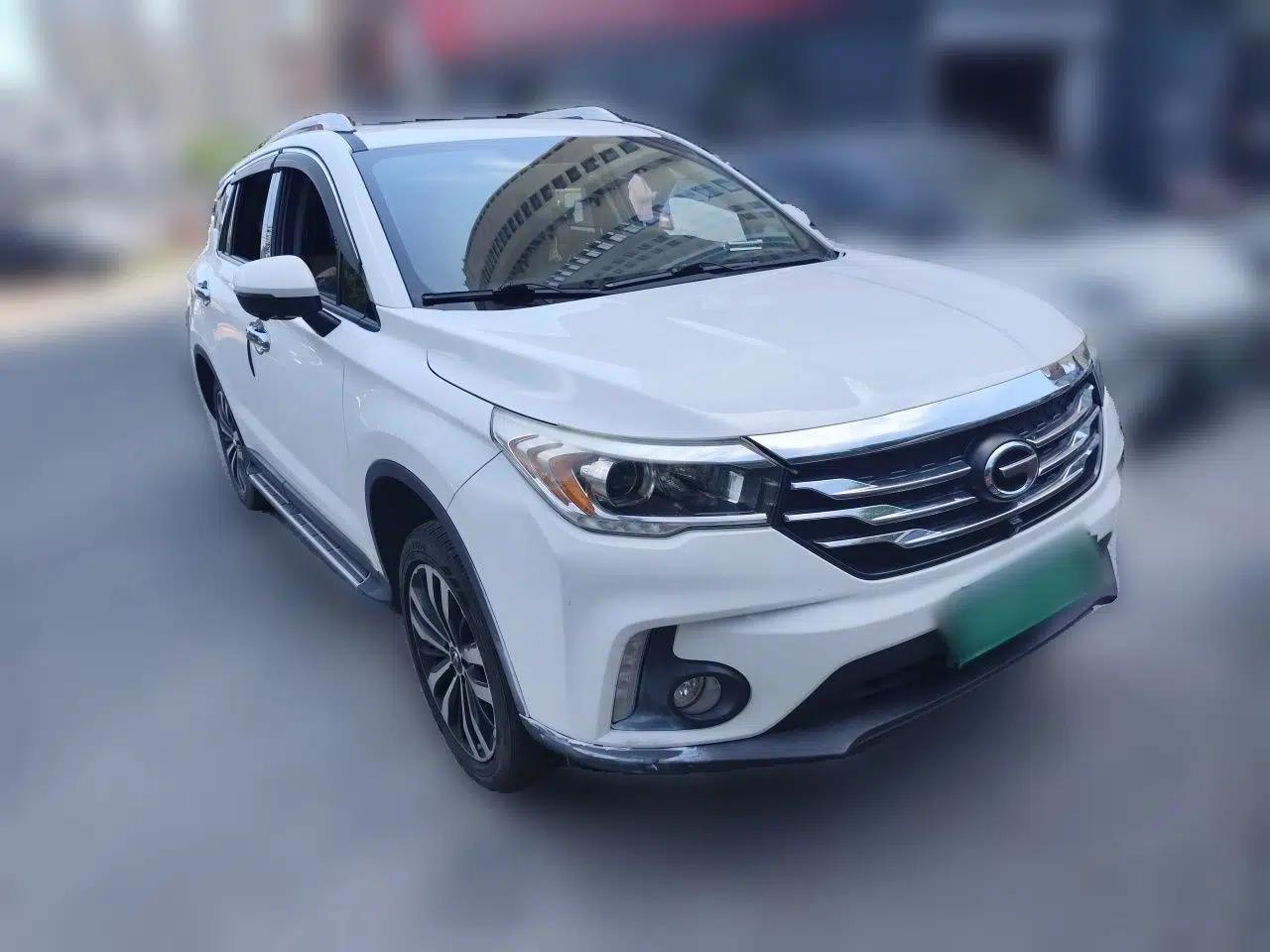 GAC Trumpchi GS4 2017 235T Automatic Two-Wheel Drive Luxury Smart Connectivity Version — миниатюра 3