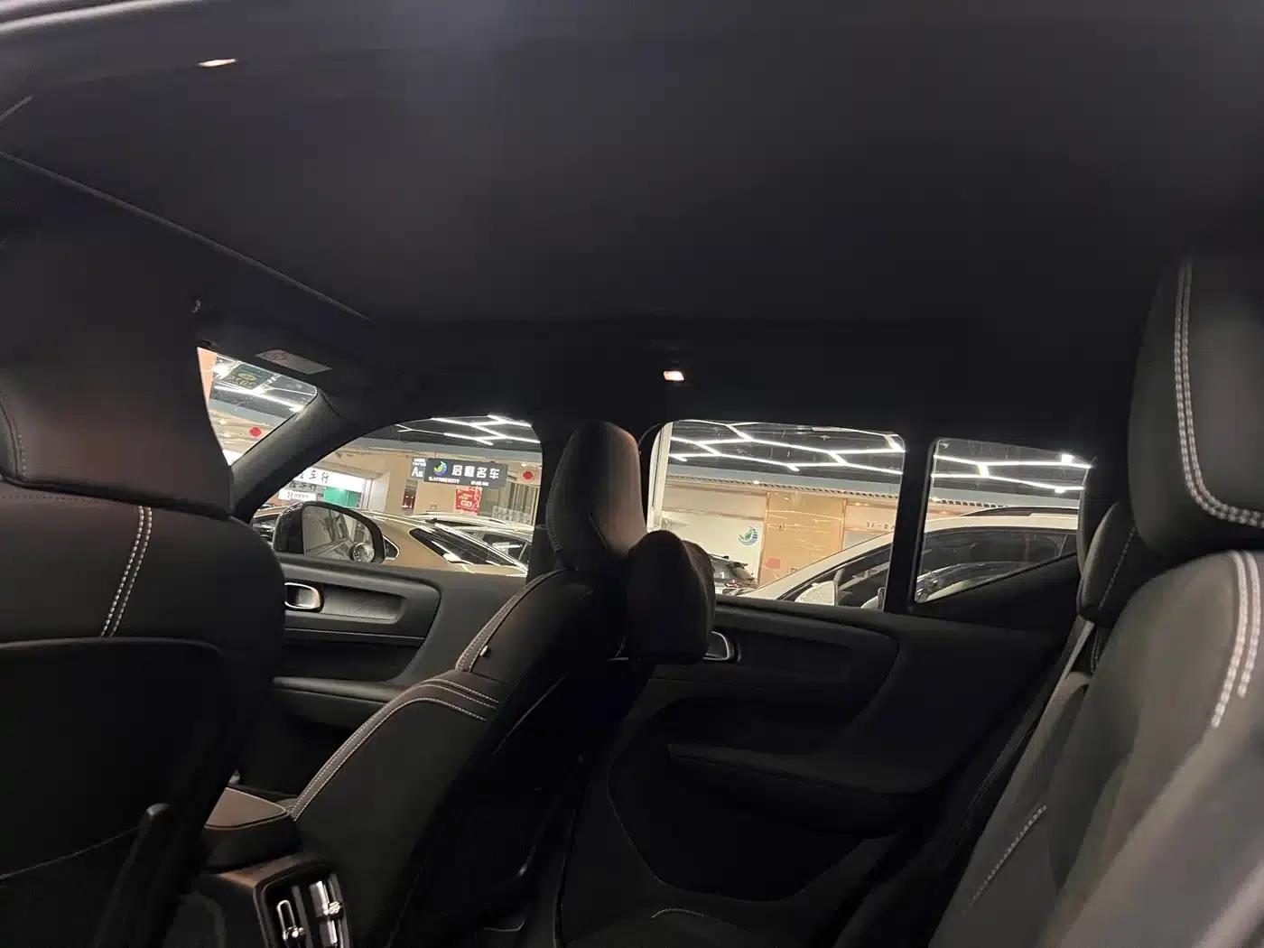 Volvo XC40 PHEV 2023 Long Range Edition — миниатюра 5