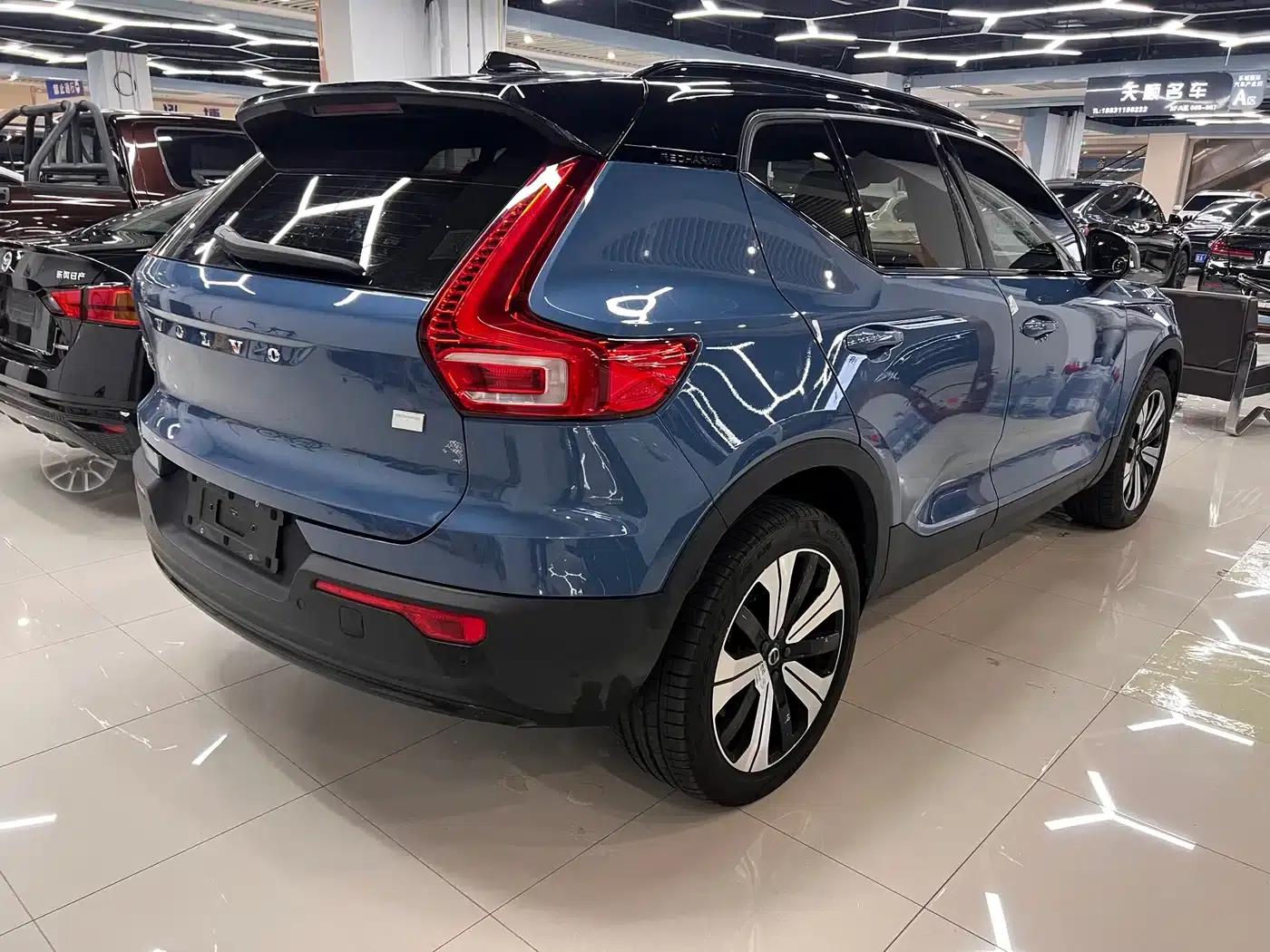 Volvo XC40 PHEV 2023 Long Range Edition — миниатюра 7