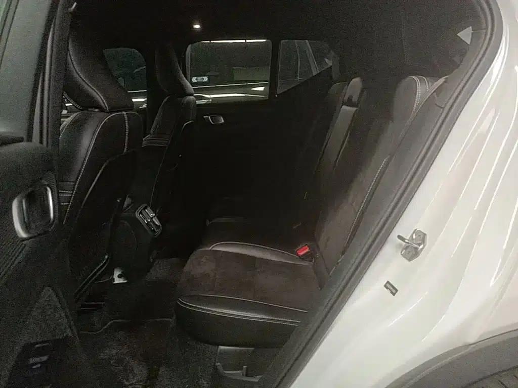 Volvo XC40 PHEV 2021 P8 Pure Electric AWD Inscription Sport Edition — миниатюра 17