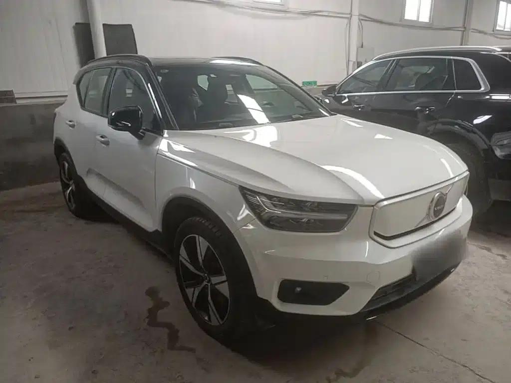 Volvo XC40 PHEV 2021 P8 Pure Electric AWD Inscription Sport Edition — миниатюра 4