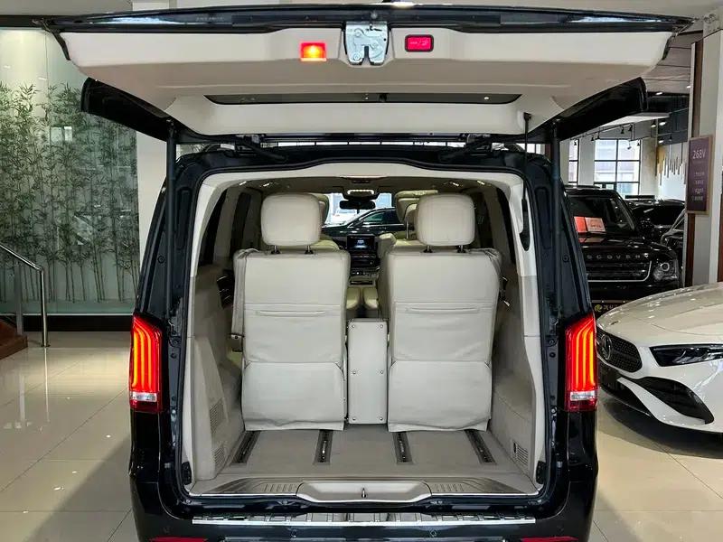 Mercedes-Benz V-Class 2016 V 260 L Premium Extended Edition — миниатюра 18