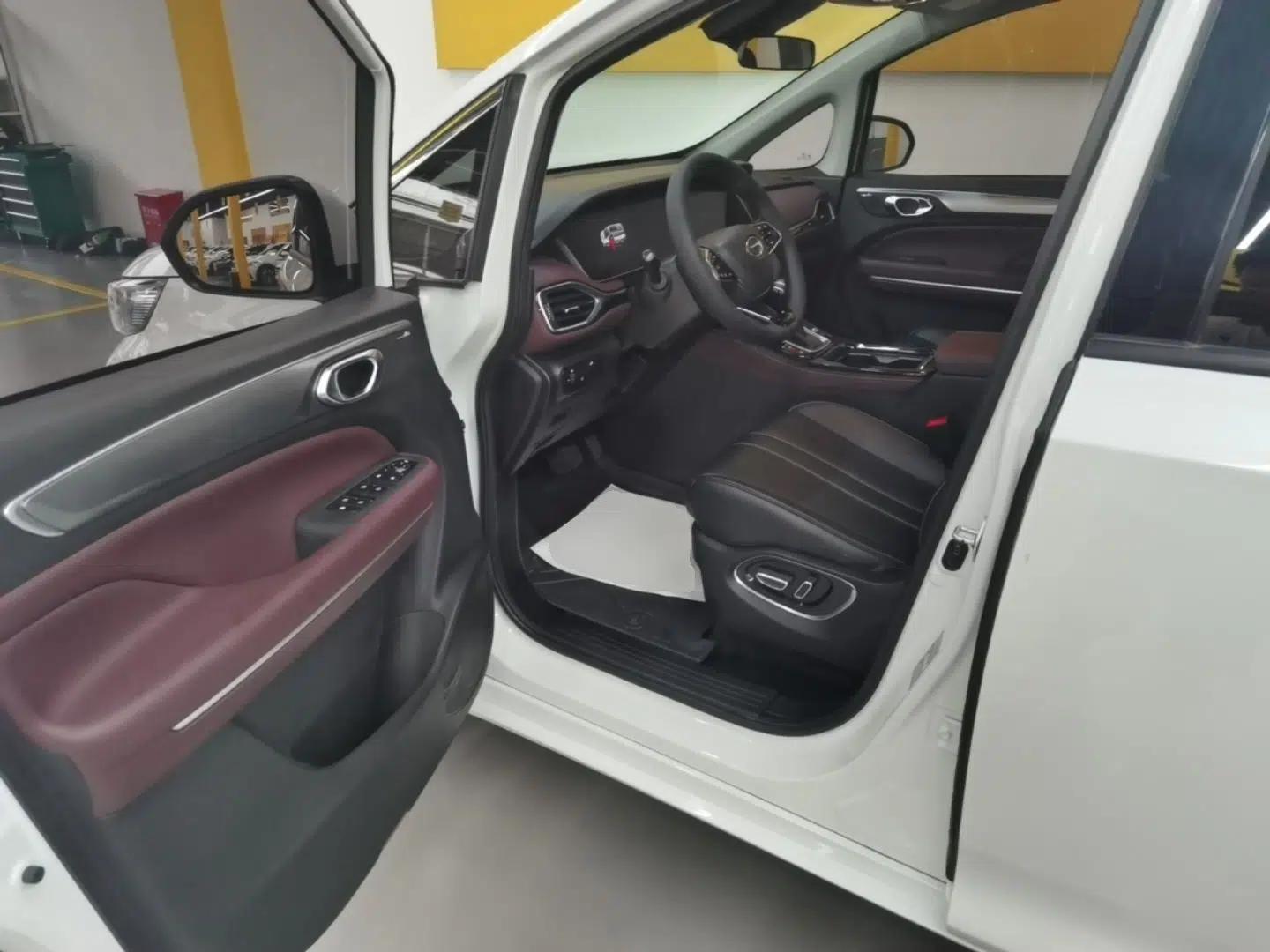 GAC Trumpchi M6 2023 PRO 270T DCT Luxury Edition — миниатюра 18